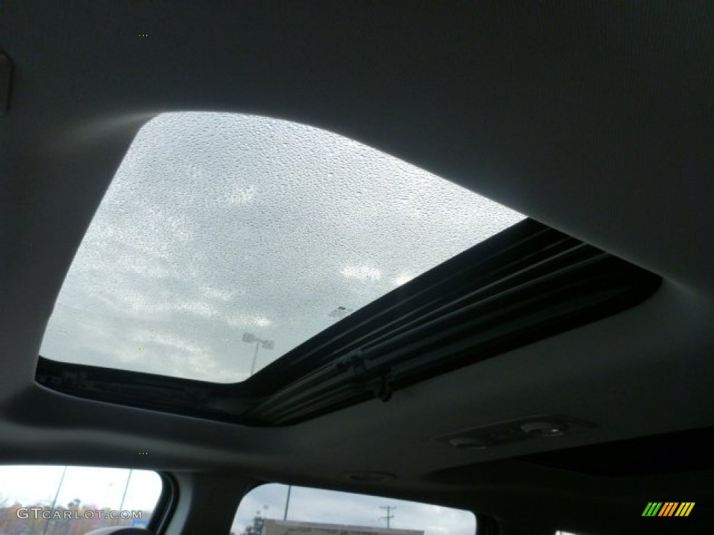 2015 Traverse LT AWD - White Diamond Tricoat / Ebony photo #15