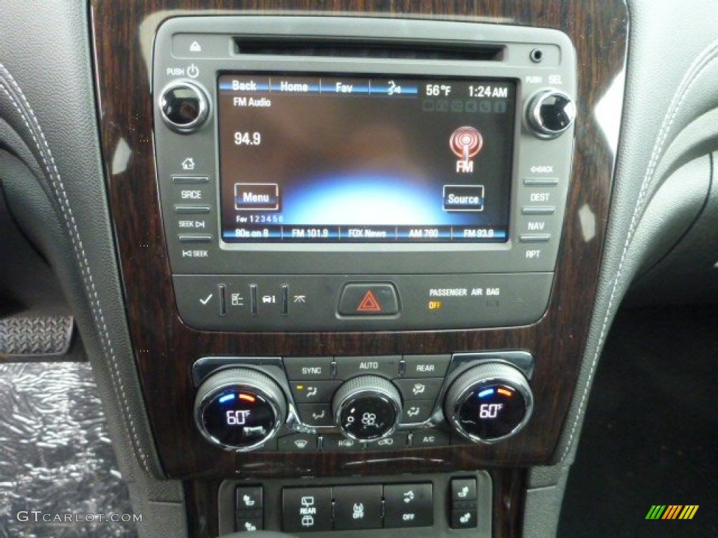 2015 Traverse LT AWD - White Diamond Tricoat / Ebony photo #19