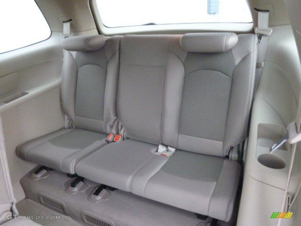 2008 Outlook XE AWD - Gold Mist / Tan photo #14