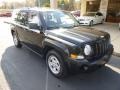 Brilliant Black Crystal Pearl - Patriot Sport 4x4 Photo No. 2