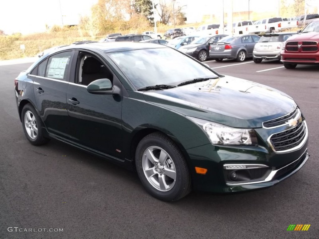 Rainforest Green Metallic 2015 Chevrolet Cruze LT Exterior Photo #98302081