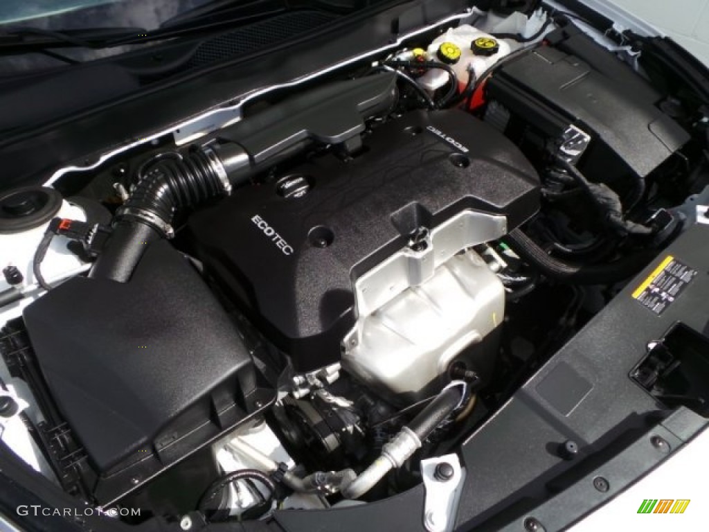 2014 Chevrolet Malibu LT Engine Photos