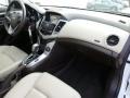 Summit White - Cruze LT Photo No. 34