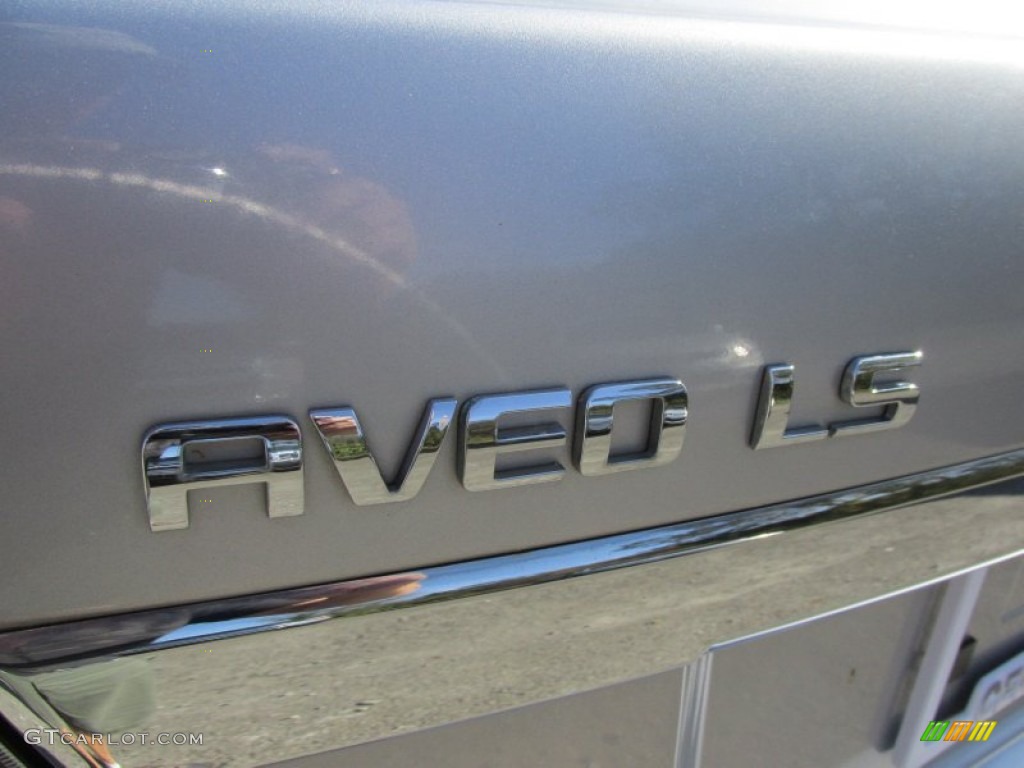 2008 Aveo LS Sedan - Cosmic Silver Metallic / Charcoal photo #6