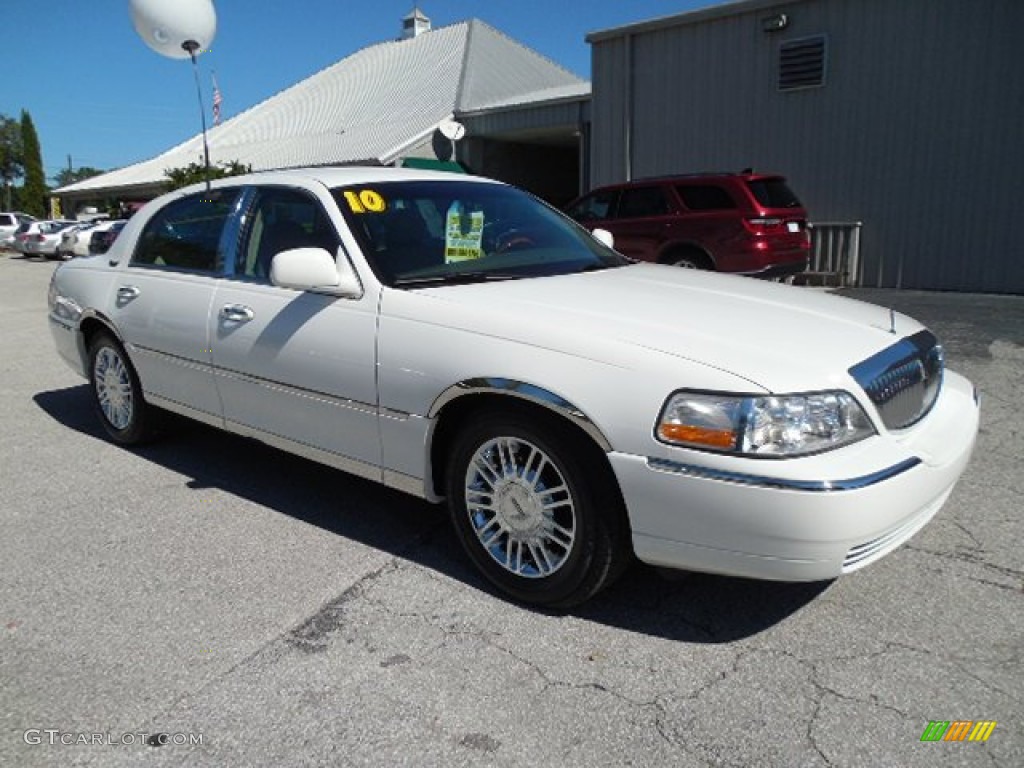 2010 Lincoln Town Car Signature Limited Exterior Photos