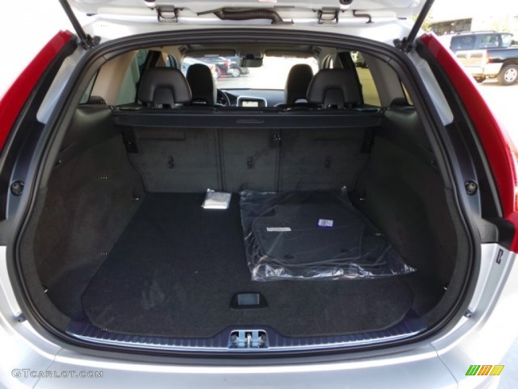 2015 Volvo XC60 T6 AWD Trunk Photo #98313874