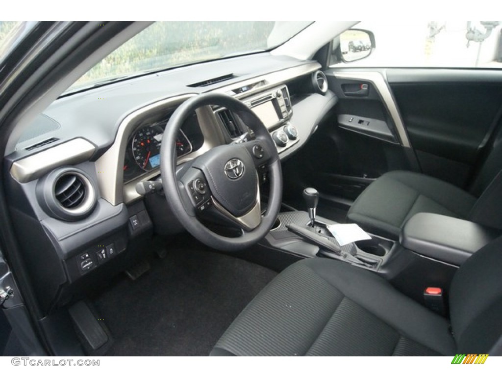 Black Interior 2015 Toyota RAV4 LE AWD Photo #98314009
