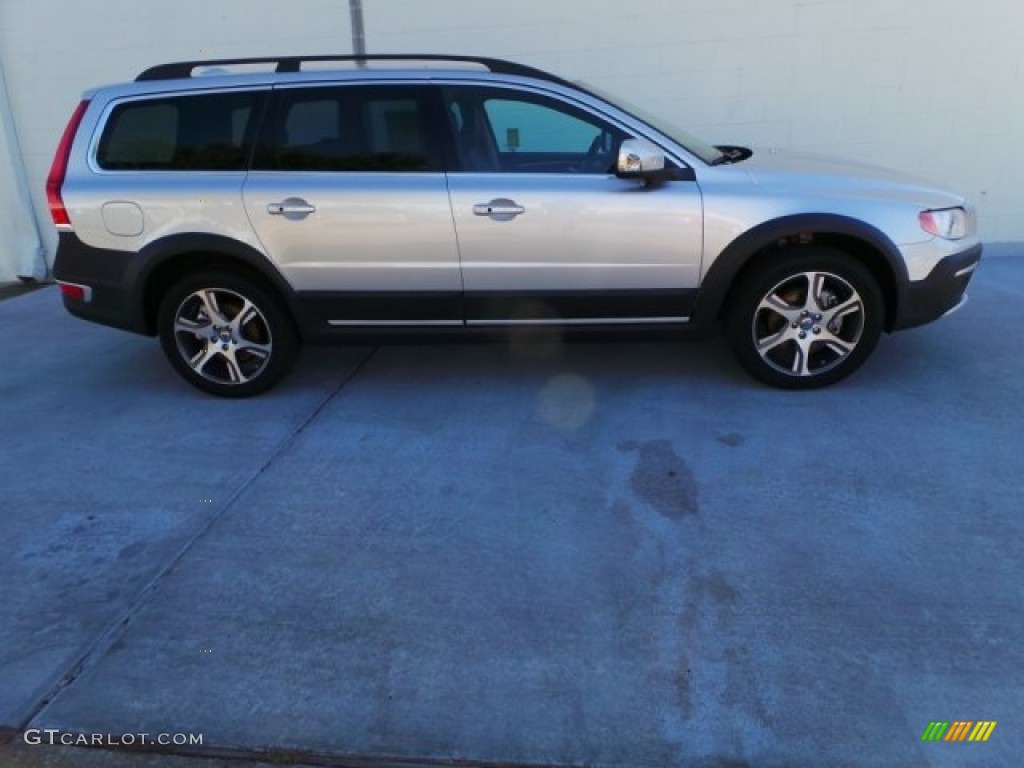 Bright Silver Metallic 2015 Volvo XC70 T6 AWD Exterior Photo #98314186