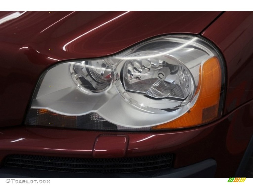 2005 XC90 V8 AWD - Ruby Red Metallic / Taupe/Light Taupe photo #38