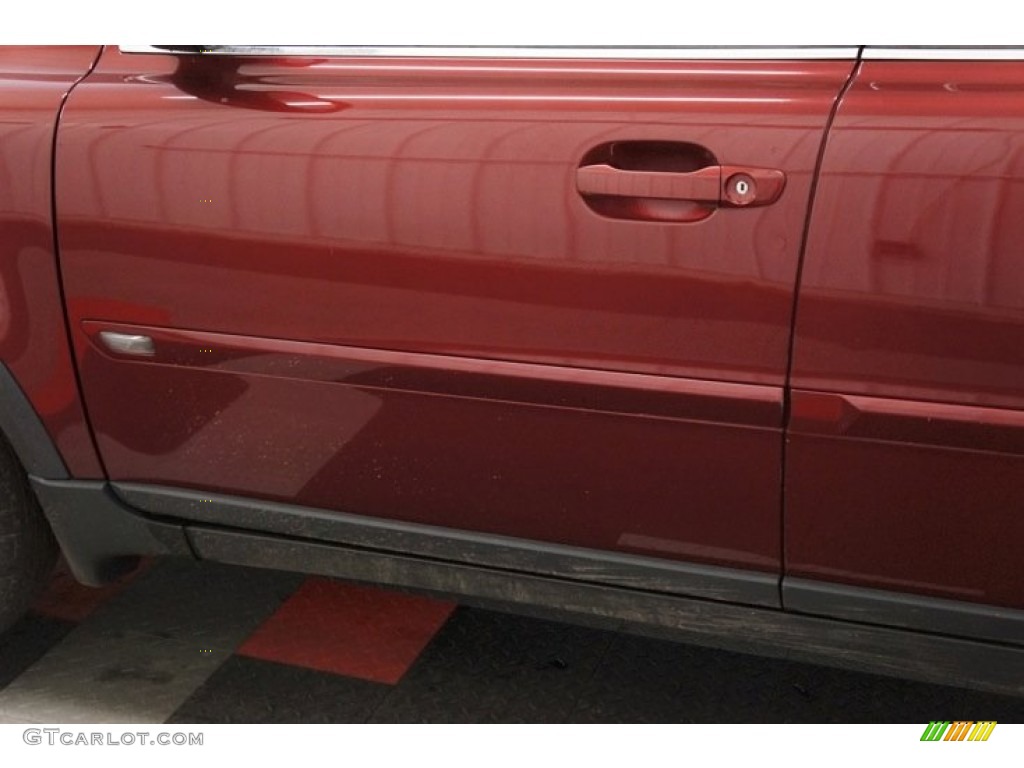 2005 XC90 V8 AWD - Ruby Red Metallic / Taupe/Light Taupe photo #56