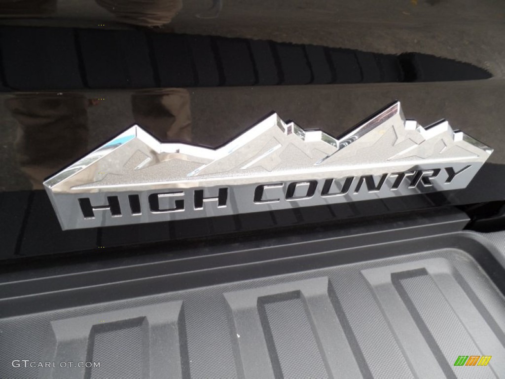 2015 Chevrolet Silverado 2500HD High Country Crew Cab 4x4 Marks and Logos Photo #98319337