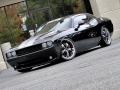 Brilliant Black Crystal Pearl - Challenger SRT8 Photo No. 1