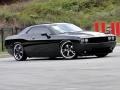 Brilliant Black Crystal Pearl - Challenger SRT8 Photo No. 5