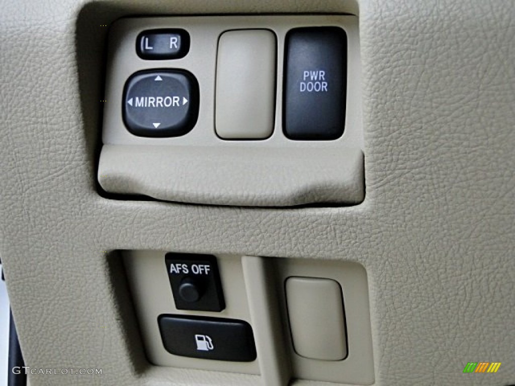 2006 RX 330 - Crystal White Pearl / Ivory photo #45