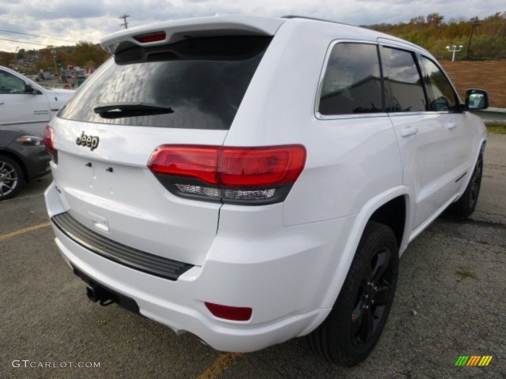 2015 Grand Cherokee Laredo 4x4 - Bright White / Black photo #4