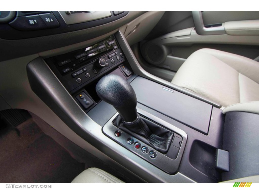 2012 RDX Technology SH-AWD - Bellanova White Pearl / Taupe photo #17