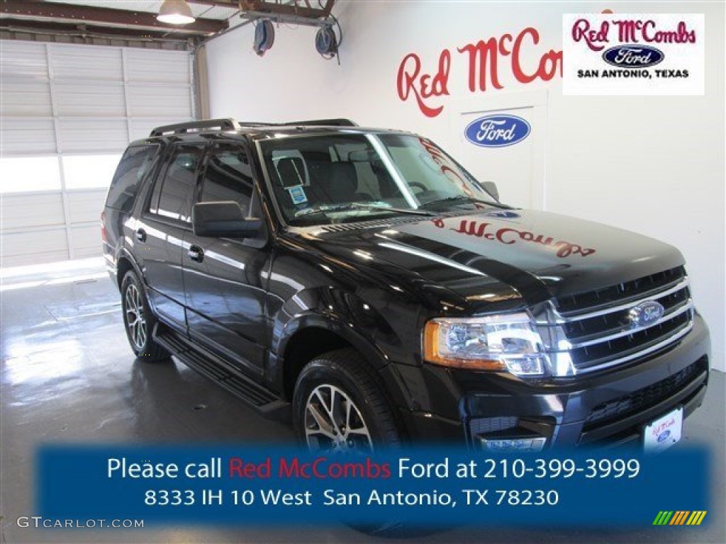 Tuxedo Black Metallic Ford Expedition