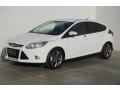 Oxford White - Focus SE Hatchback Photo No. 5