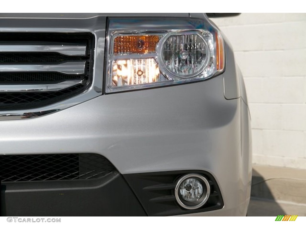 2015 Pilot EX 4WD - Alabaster Silver Metallic / Gray photo #5