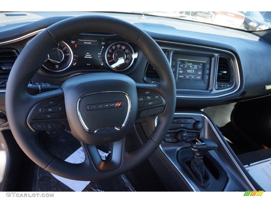 2015 Challenger SXT - Billet Silver Metallic / Black photo #7