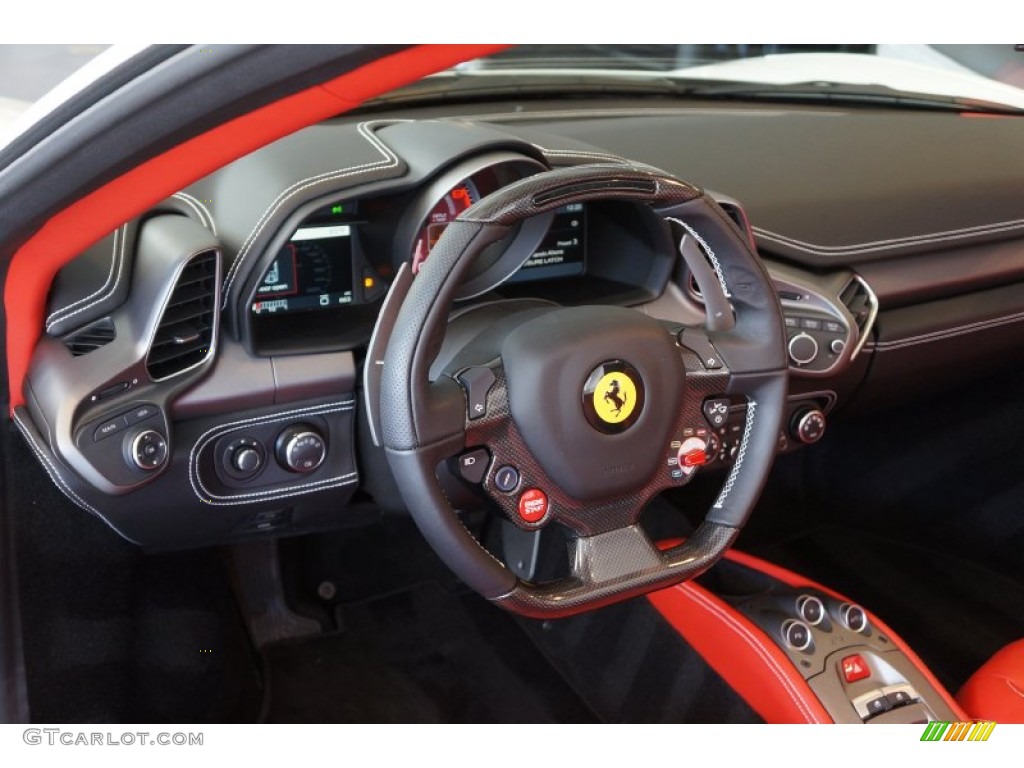 2014 Ferrari 458 Spider Rosso Steering Wheel Photo #98334132