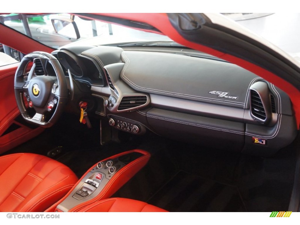 2014 Ferrari 458 Spider Rosso Dashboard Photo #98334426