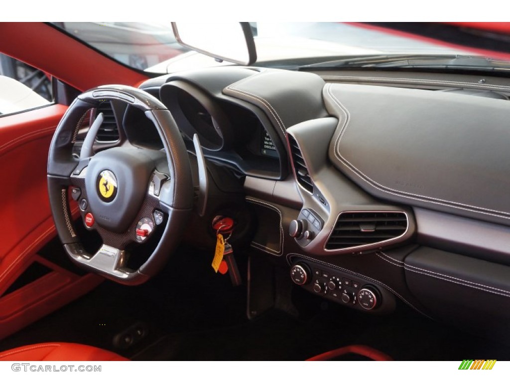 2014 Ferrari 458 Spider Rosso Dashboard Photo #98334450