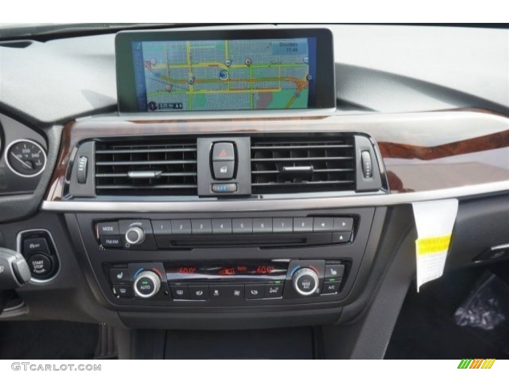 2015 BMW 4 Series 428i xDrive Convertible Navigation Photos