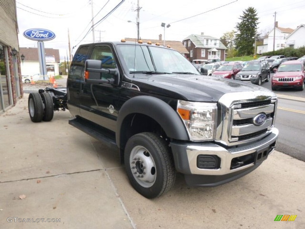 2015 F550 Super Duty XL Super Cab 4x4 Chassis - Black / Steel photo #3