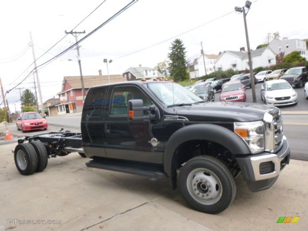 2015 F550 Super Duty XL Super Cab 4x4 Chassis - Black / Steel photo #4