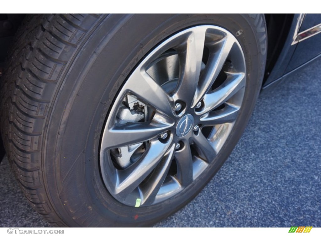 2015 Chrysler Town & Country S Wheel Photos