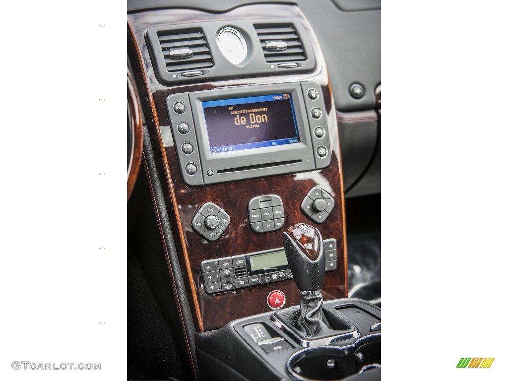 2008 Maserati Quattroporte Executive GT Controls Photo #98343132
