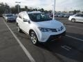 Super White - RAV4 XLE AWD Photo No. 1