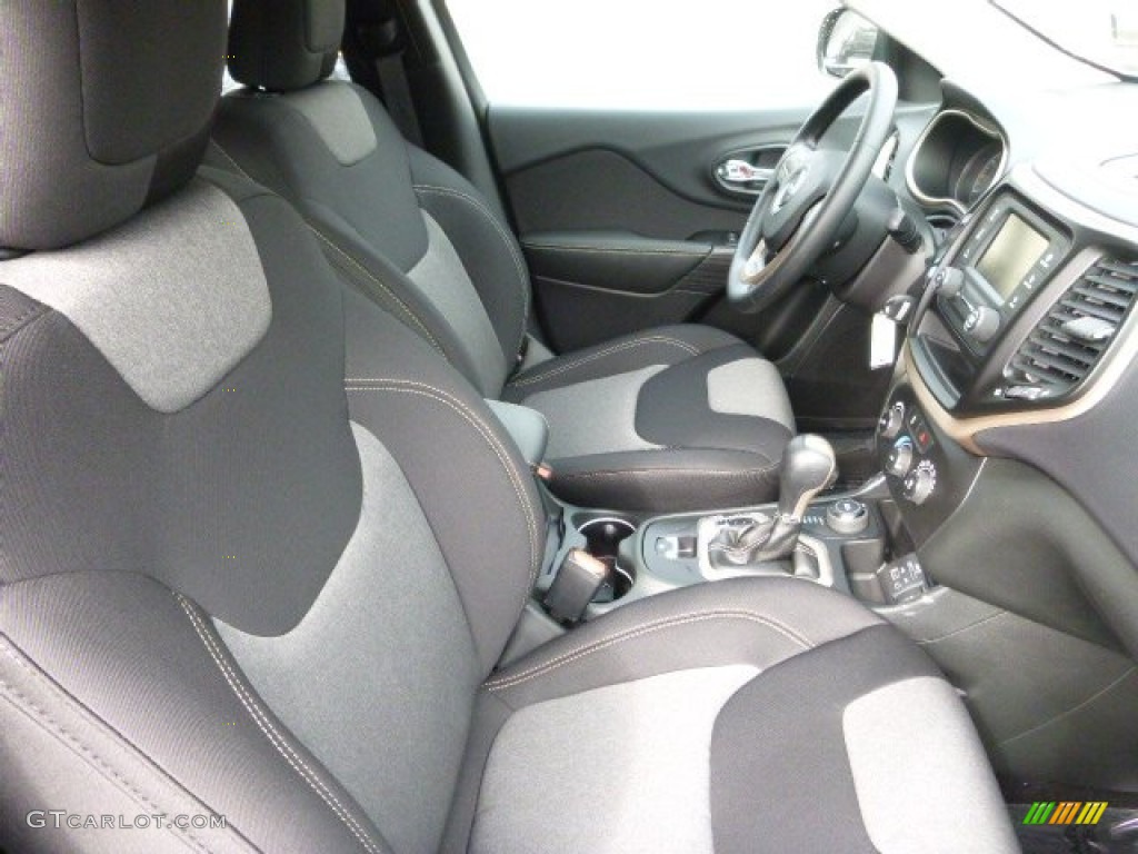 2015 Jeep Cherokee Sport 4x4 Front Seat Photo #98348310