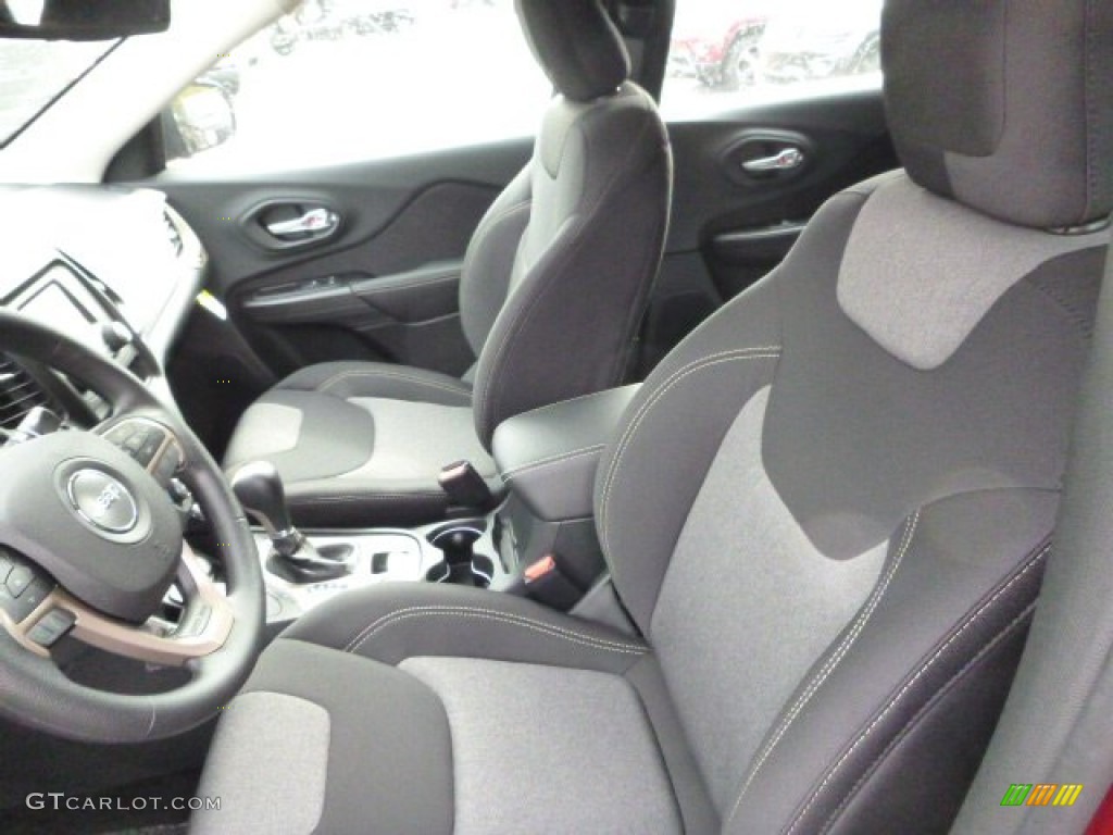 Black Interior 2015 Jeep Cherokee Sport 4x4 Photo #98348397