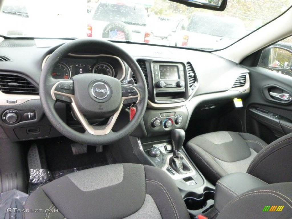 Black Interior 2015 Jeep Cherokee Sport 4x4 Photo #98348438