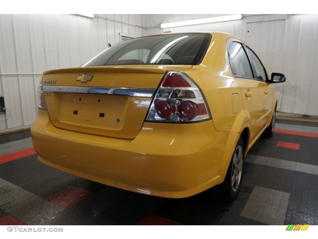 2010 Aveo LT Sedan - Summer Yellow / Charcoal photo #8