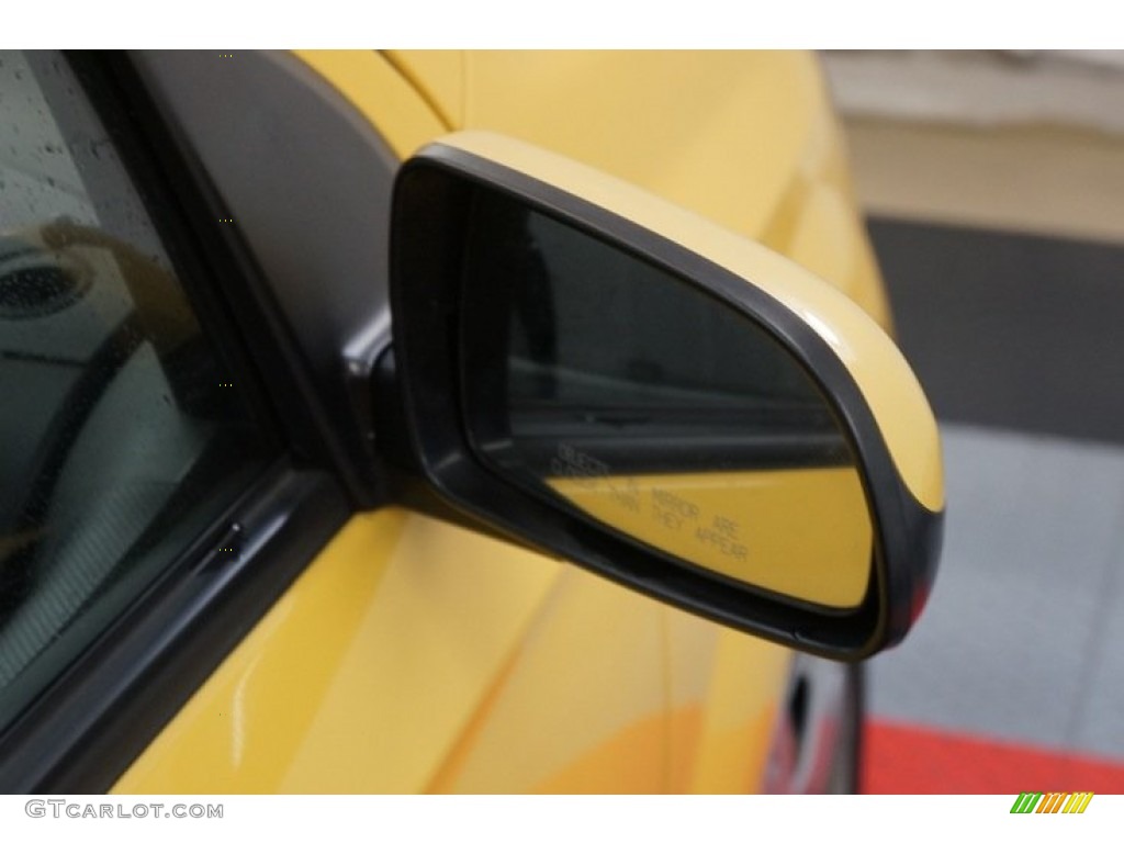 2010 Aveo LT Sedan - Summer Yellow / Charcoal photo #44