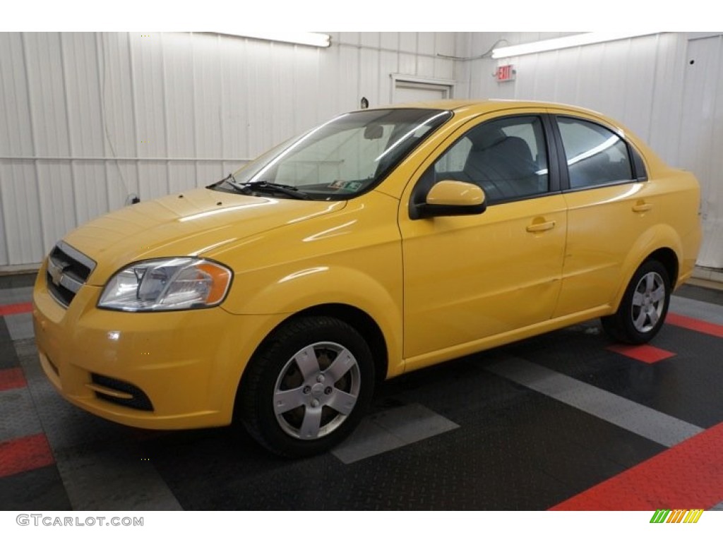 2010 Aveo LT Sedan - Summer Yellow / Charcoal photo #61