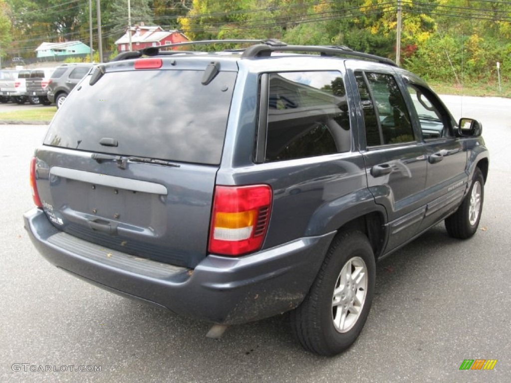 2004 Grand Cherokee Laredo 4x4 - Steel Blue Pearl / Dark Slate Gray photo #7