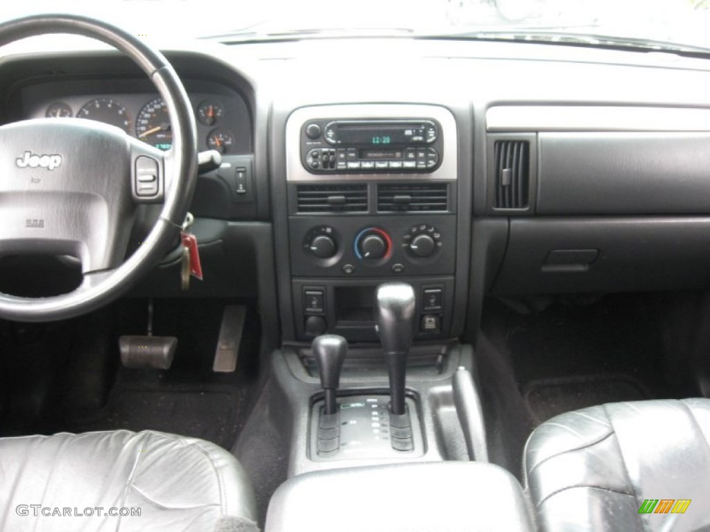 2004 Grand Cherokee Laredo 4x4 - Steel Blue Pearl / Dark Slate Gray photo #12