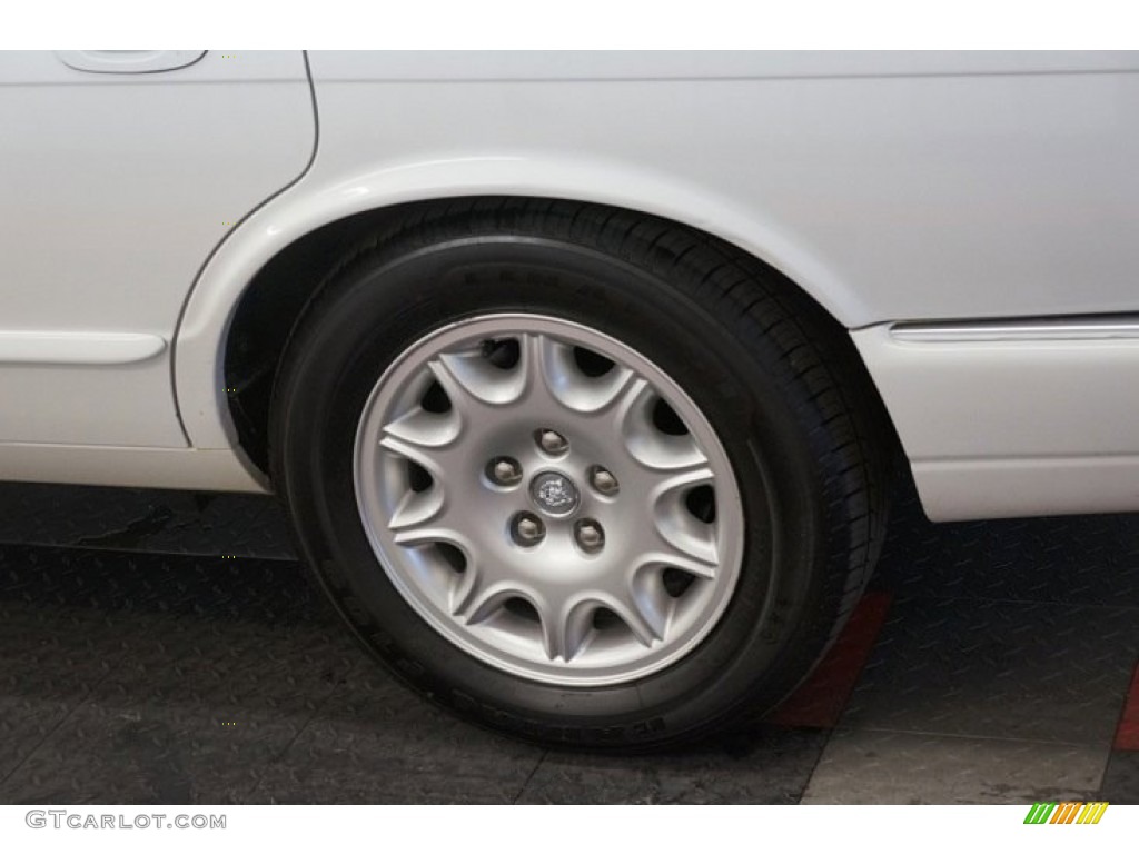 2001 XJ XJ8 - White Onyx / Cashmere photo #53