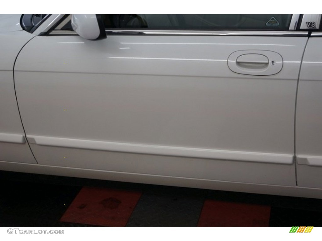 2001 XJ XJ8 - White Onyx / Cashmere photo #56