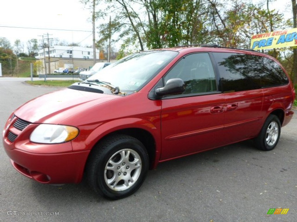 Inferno Red Pearl Dodge Grand Caravan