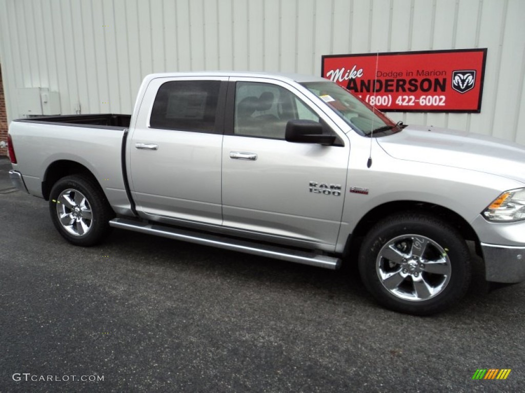 2015 1500 Big Horn Crew Cab 4x4 - Bright Silver Metallic / Black/Diesel Gray photo #2