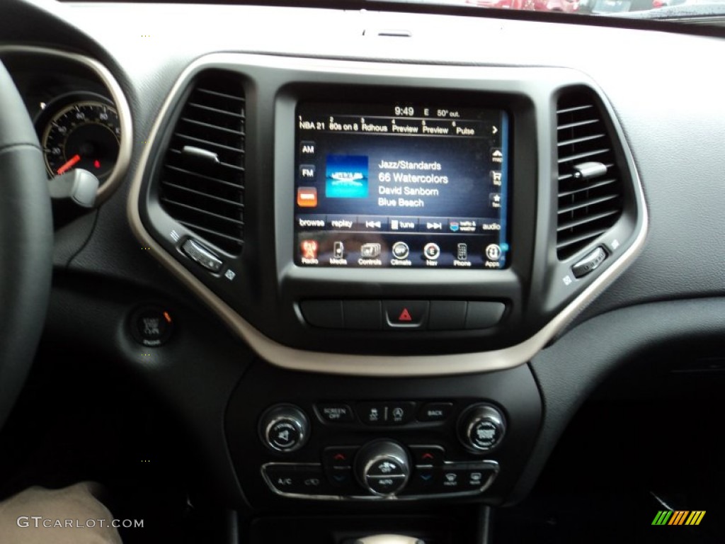 2015 Jeep Cherokee Limited Controls Photos