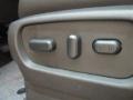 2015 Magnetic Ford Explorer XLT  photo #16