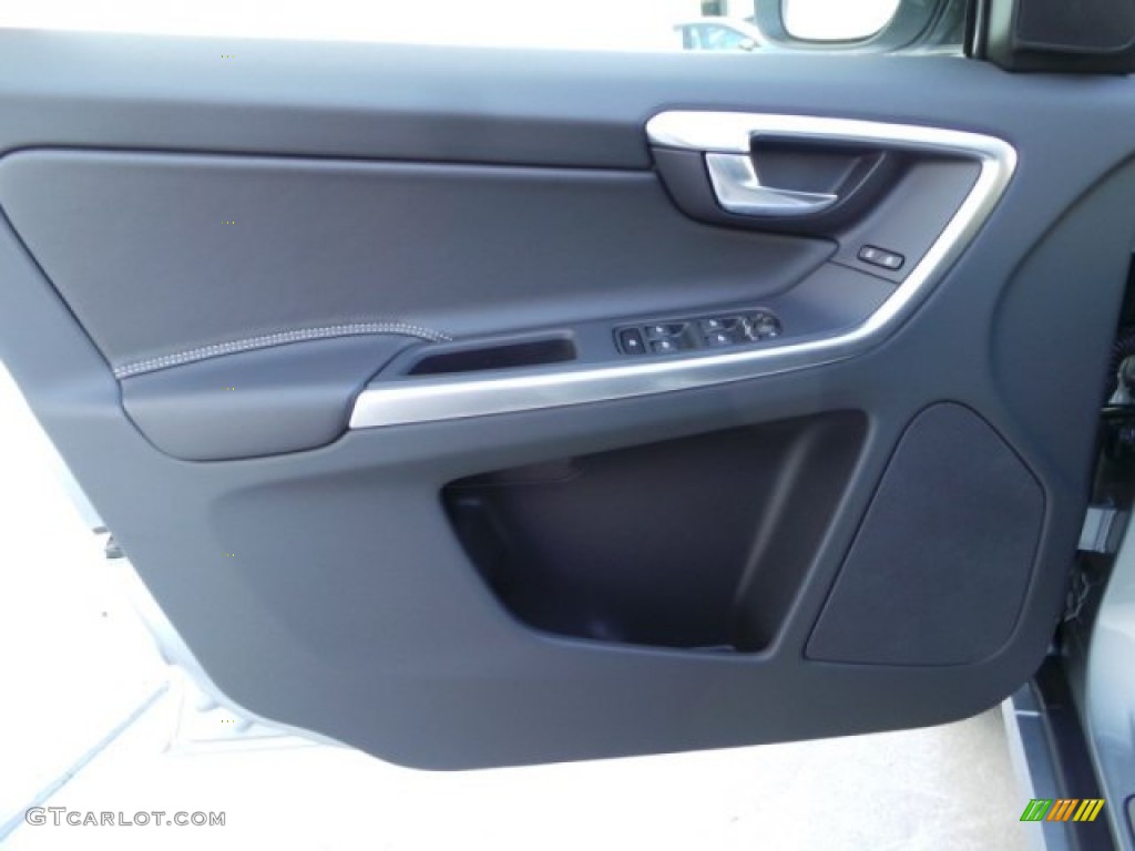 2015 Volvo XC60 T6 AWD R-Design R-Design Off Black Door Panel Photo #98367608