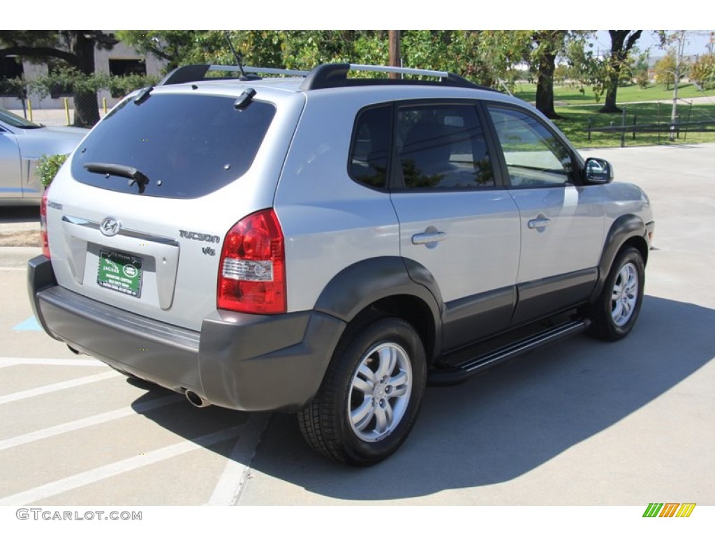2008 Tucson SE - Platinum Silver / Gray photo #10