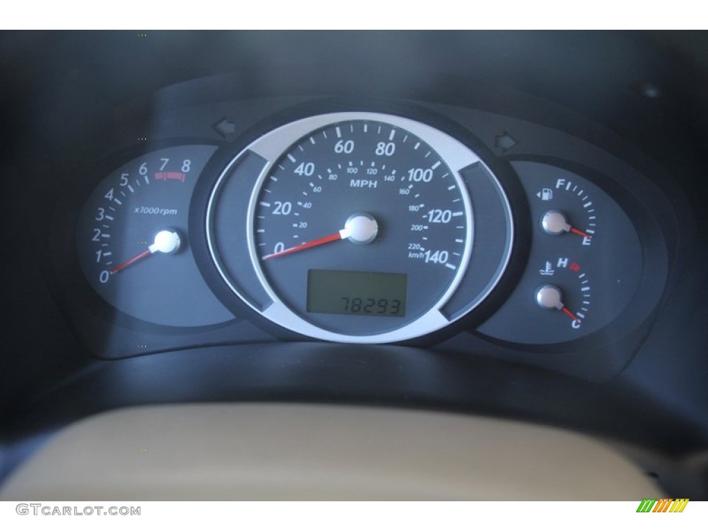 2008 Tucson SE - Platinum Silver / Gray photo #15